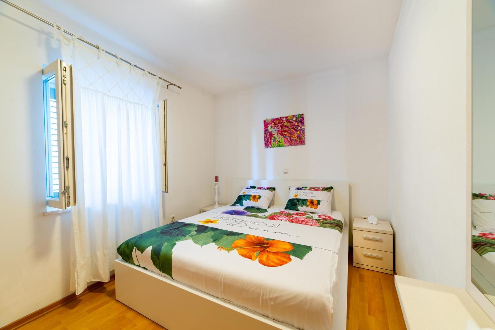 Apartment Happy In Split Center 10 Min Walk From Bacvice Beach Exterior foto